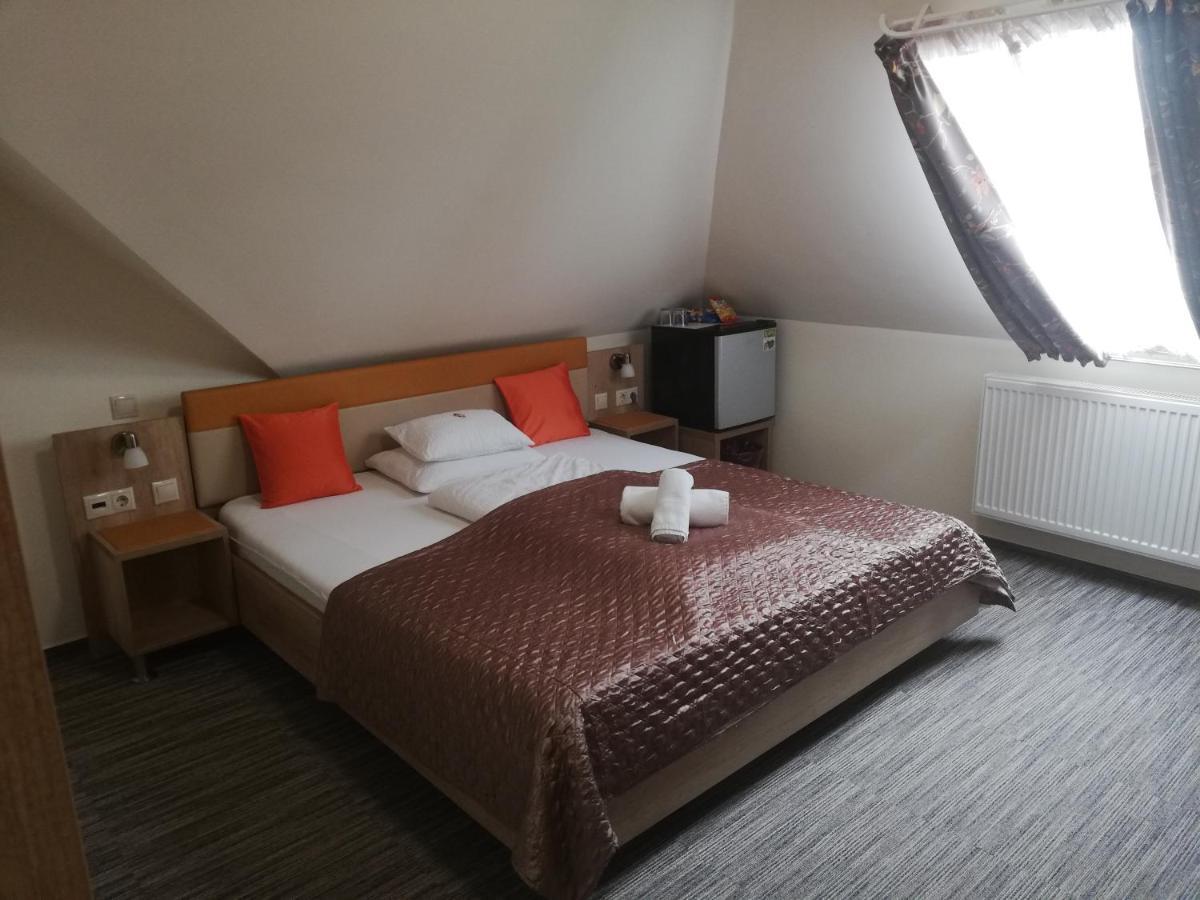 Hotel Dolce Vita Balatonkenese Eksteriør billede