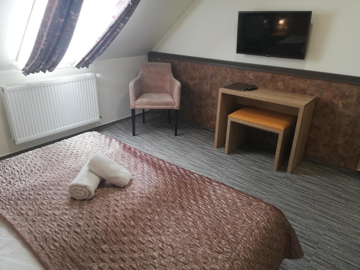 Hotel Dolce Vita Balatonkenese Eksteriør billede