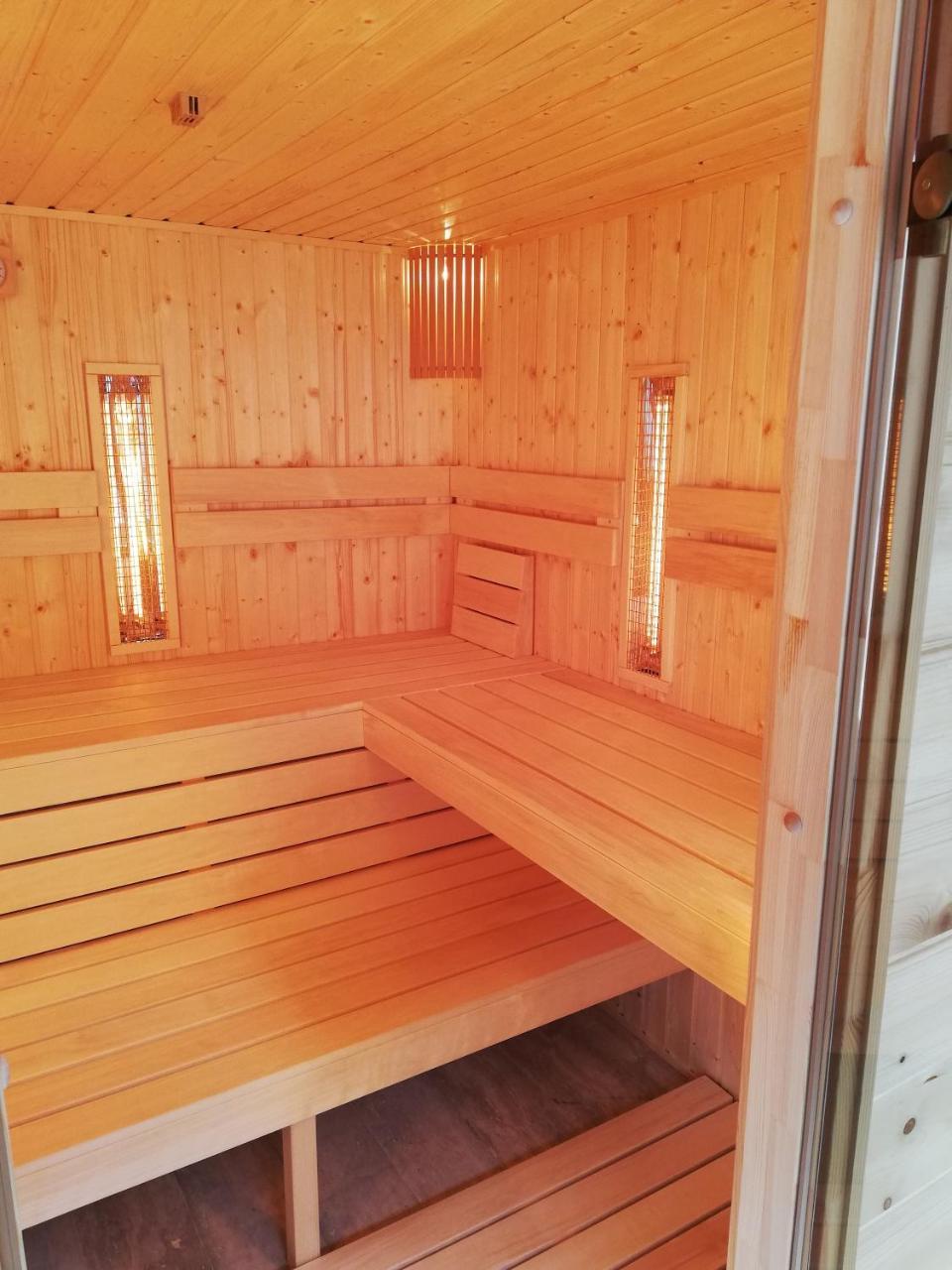 Hotel Dolce Vita Balatonkenese Eksteriør billede
